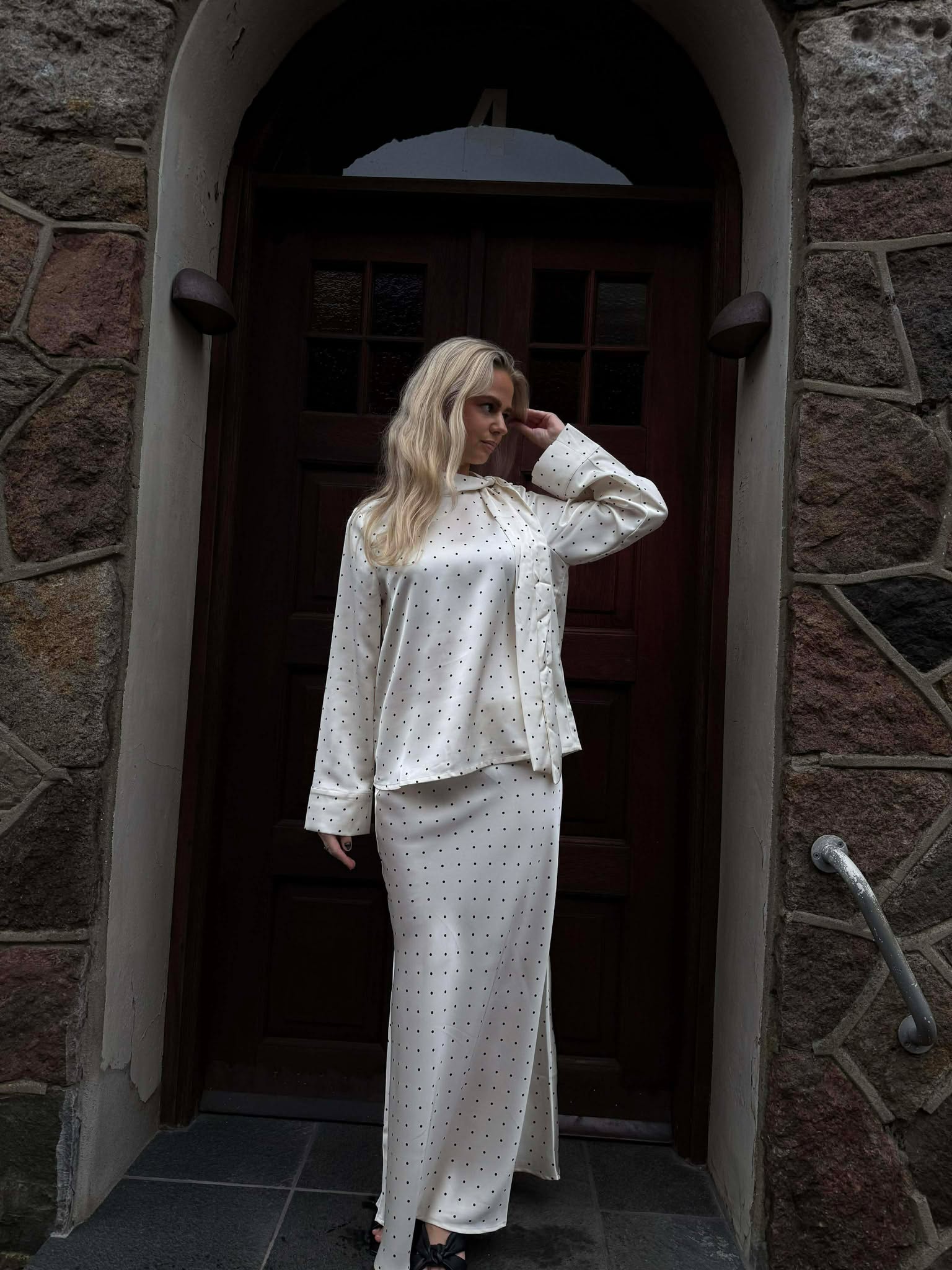 VIFADIA Top - Cloud Dancer